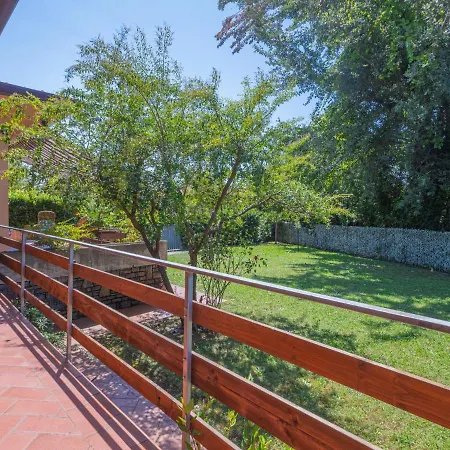 Donatella By Interhome * Marina di Pietrasanta